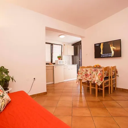 Apartments Romano Апартаменты *