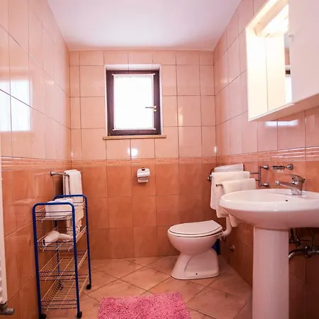 Apartments Romano * Ровинь